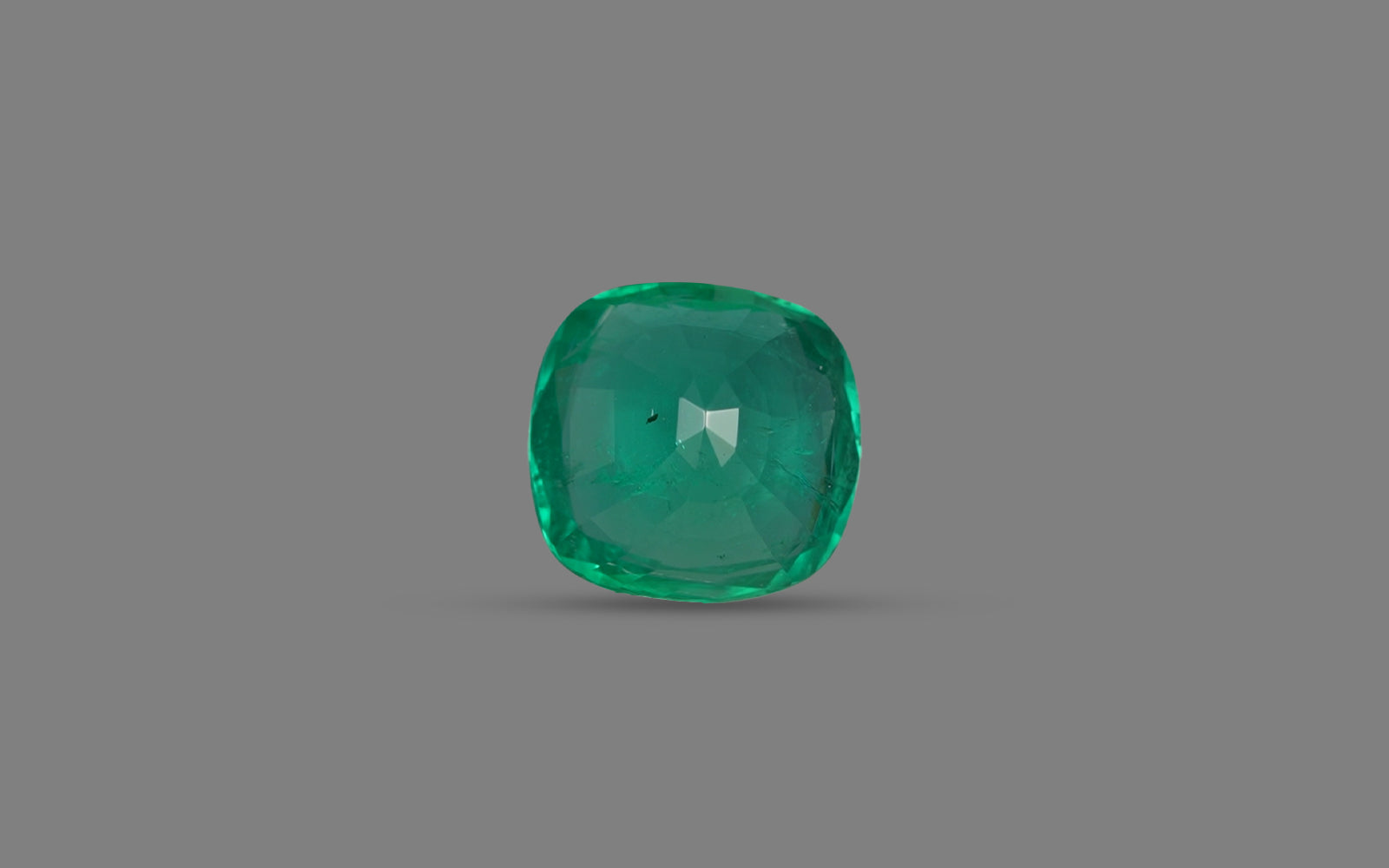 Emerald (Panna) - 5.6 Carats