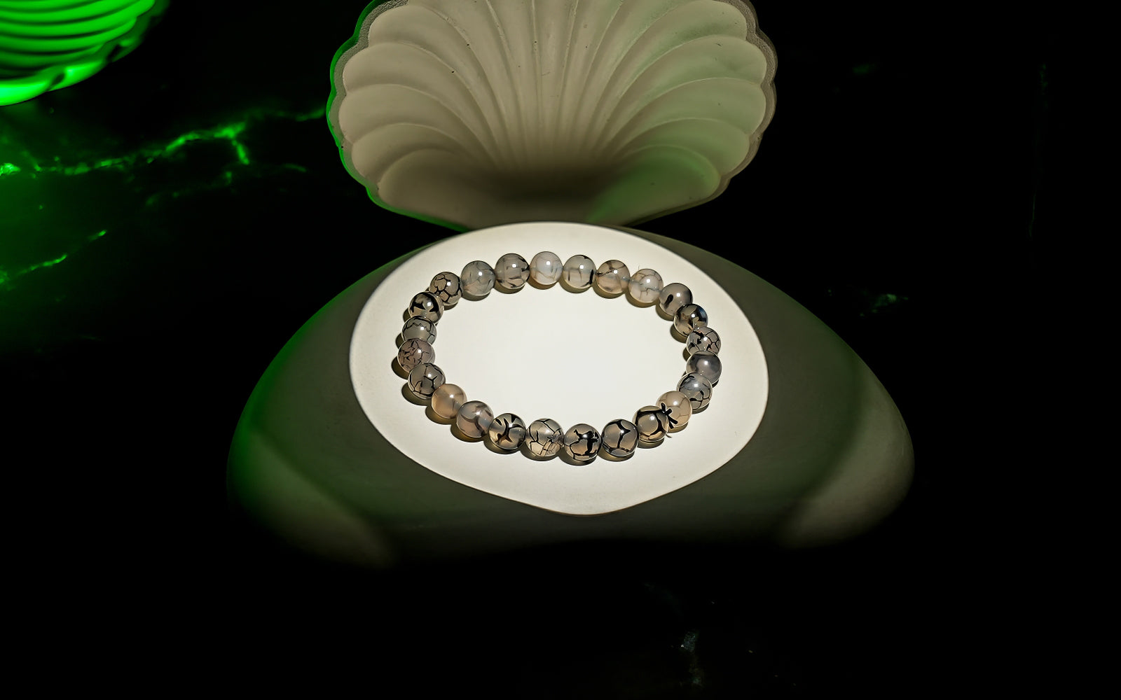 Dragon Vein Agate Bracelet