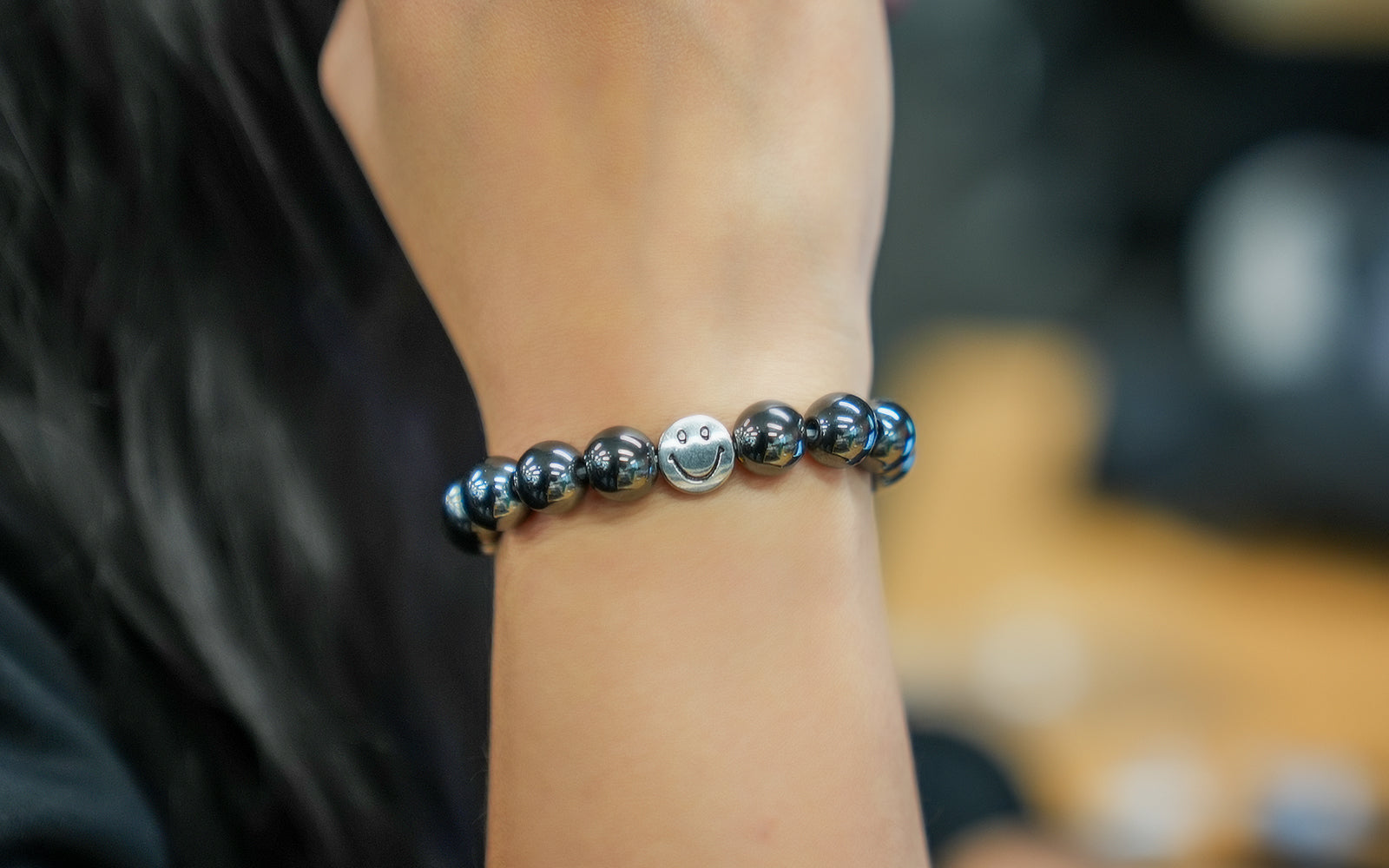 Smile Bracelet  7 Chakra with Hematite