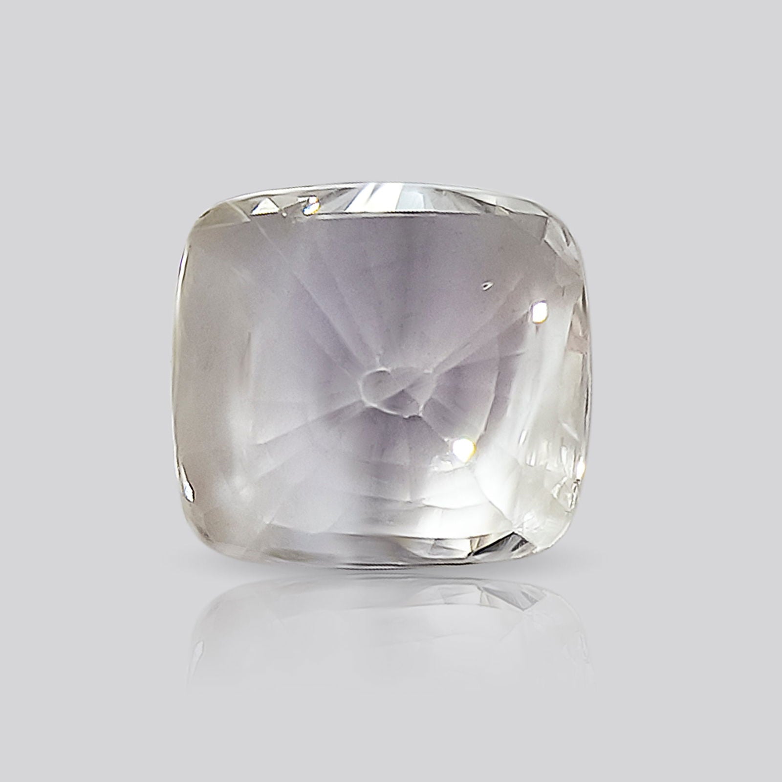 White Sapphire (4.56 ratti) - Gemsmantra