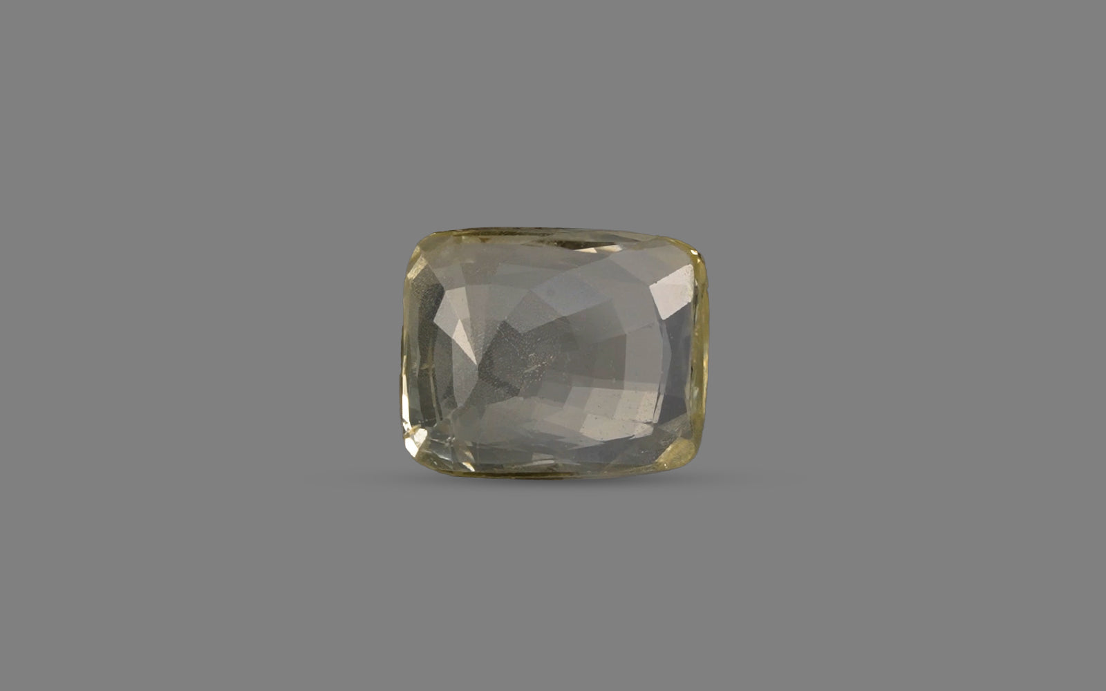 Yellow Sapphire - 5.63 Carats