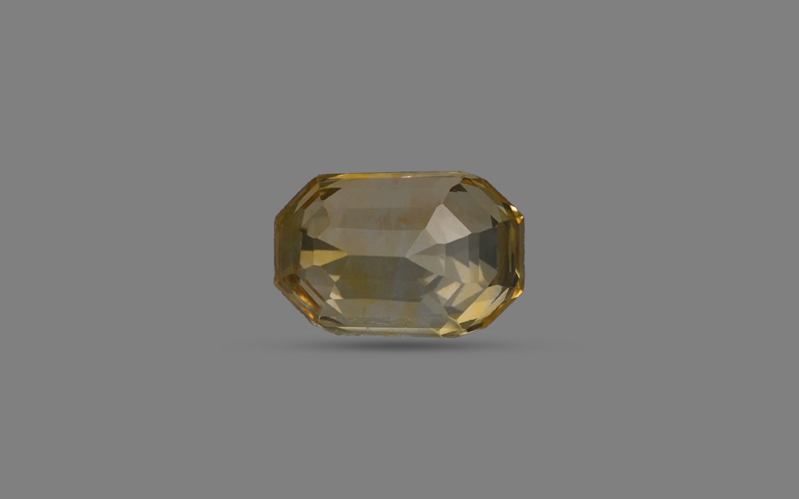 Yellow Sapphire - 4.74 Carats