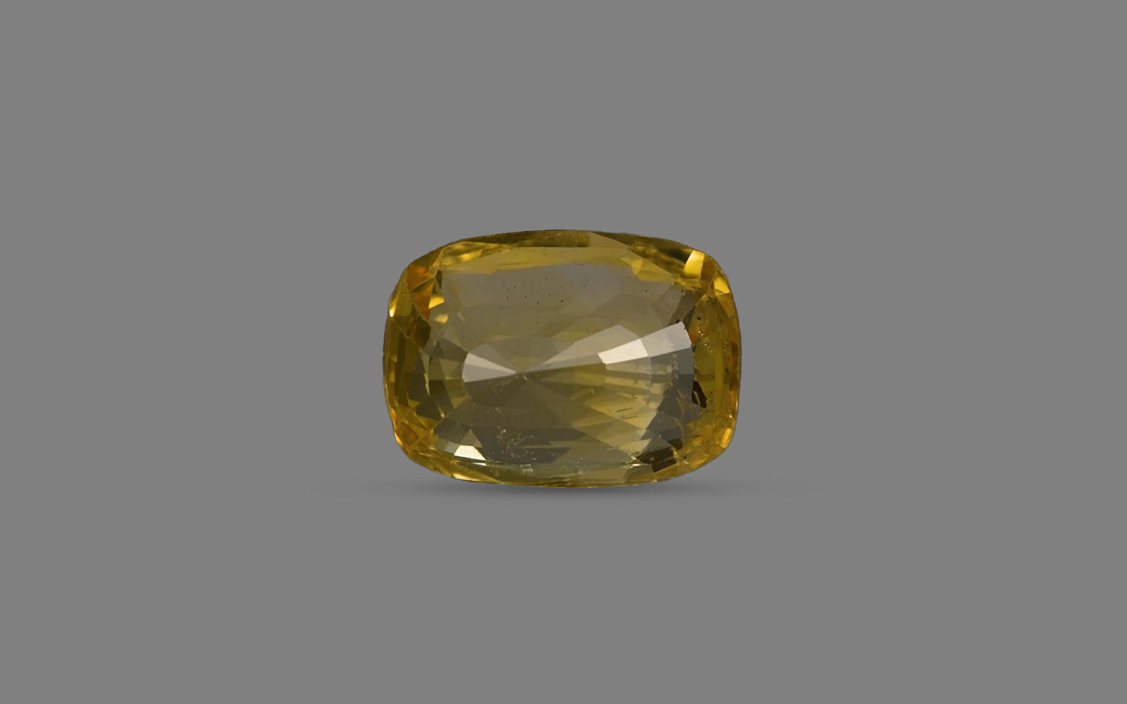 Yellow Sapphire - 4.92 Carats