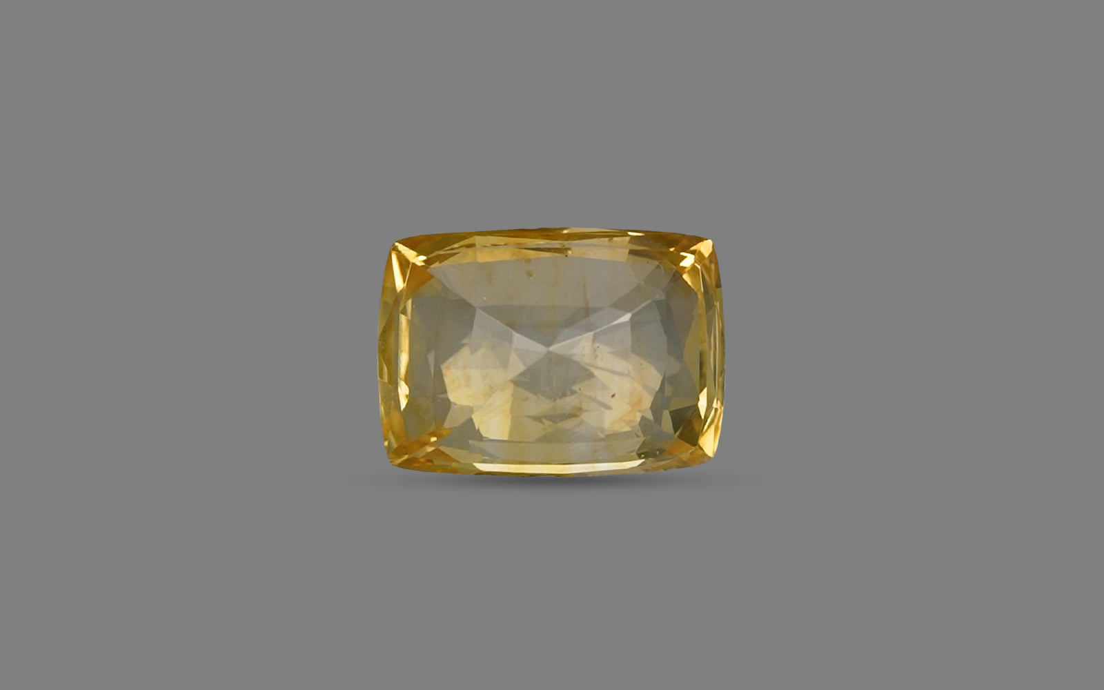 Yellow Sapphire - 7.61 Carats
