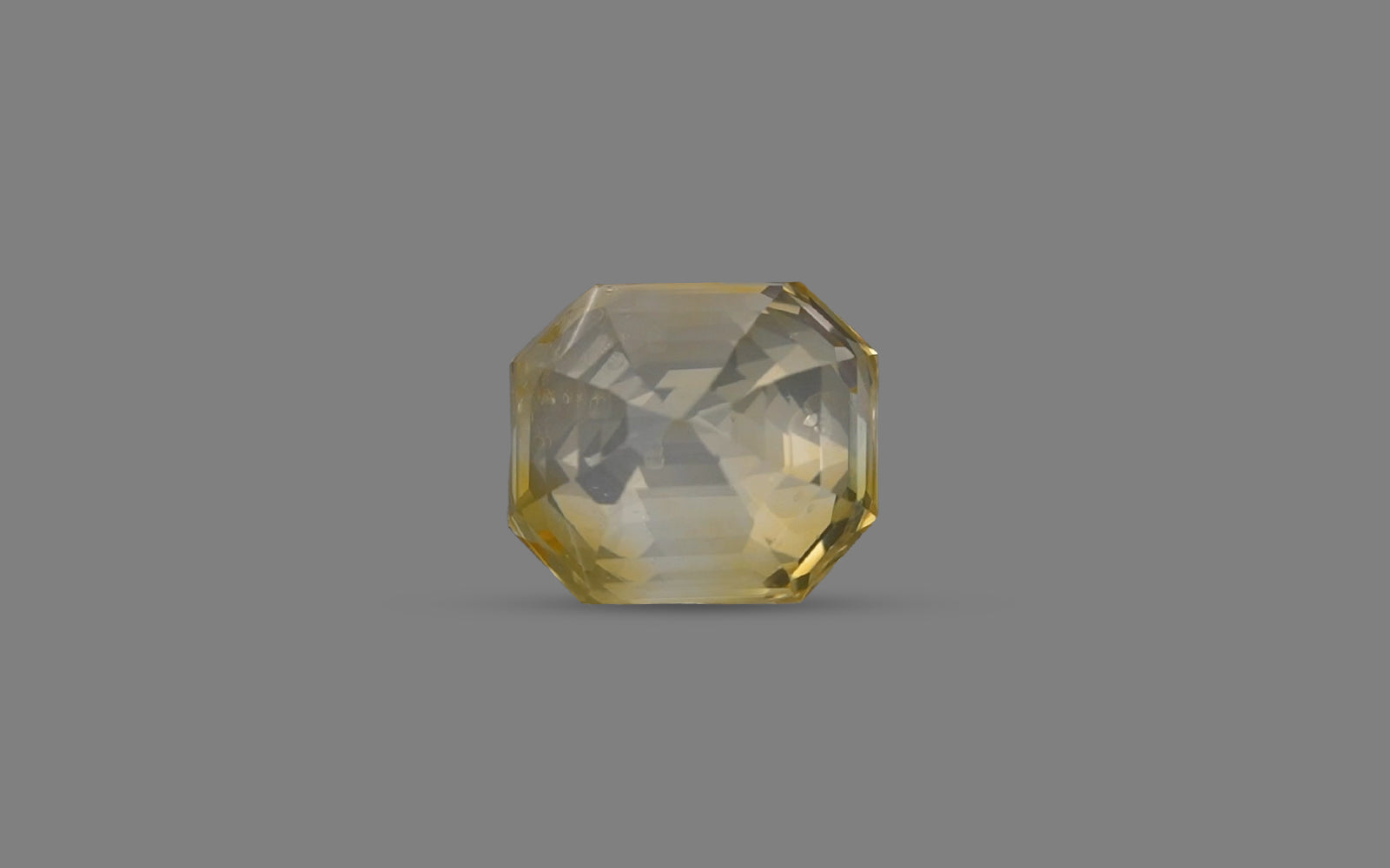 Yellow Sapphire - 6.61 Carats