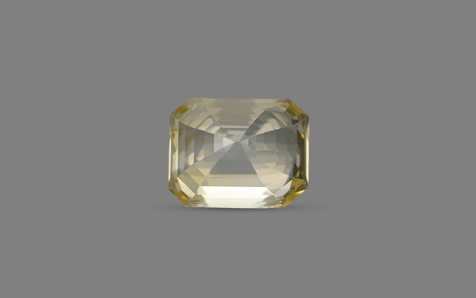 Yellow Sapphire - 6.58 Carats