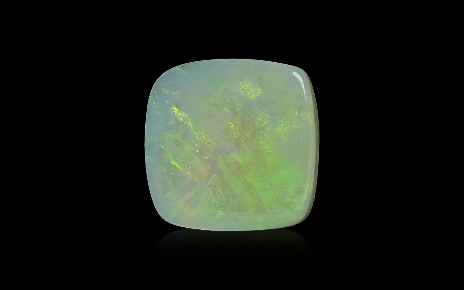 Opal (5.41 Carats)