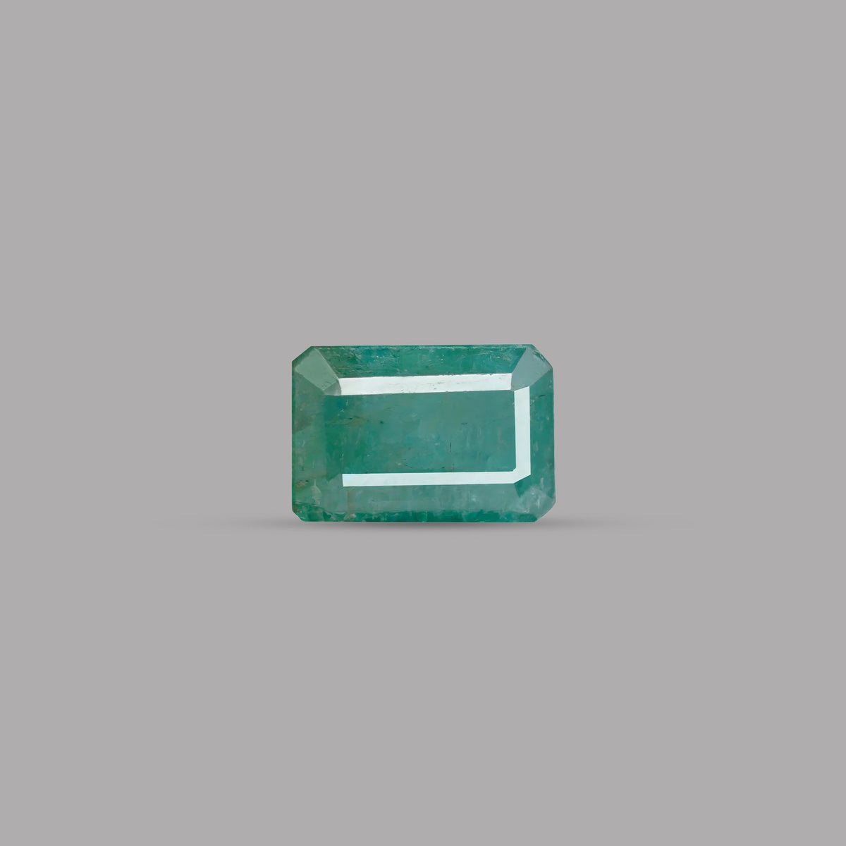 Emerald (Panna) – 5.08 Carat / 5.6 Ratti [GM02323]