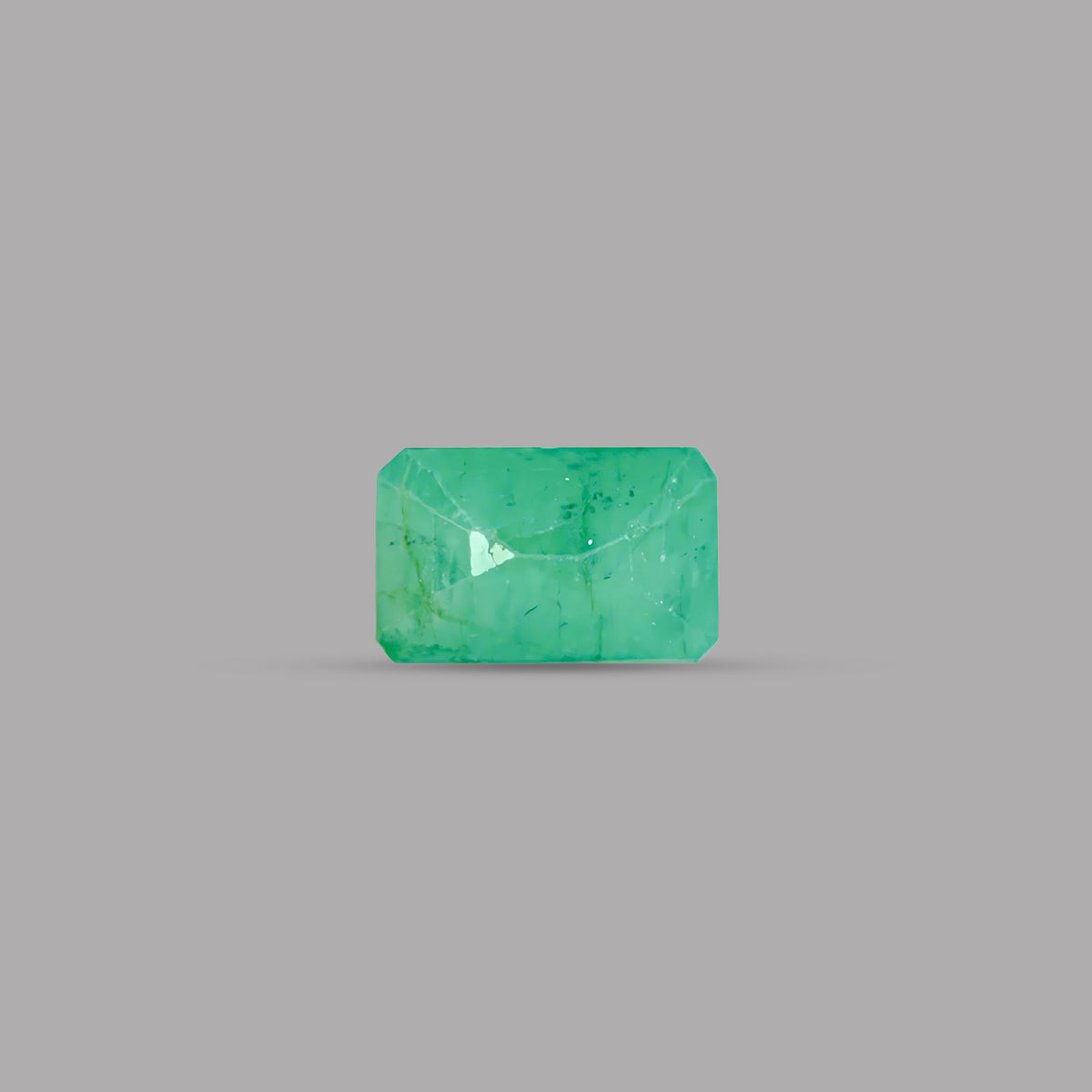 Emerald (Panna) – 3.75 Carat / 4.1 Ratti [GM09572]