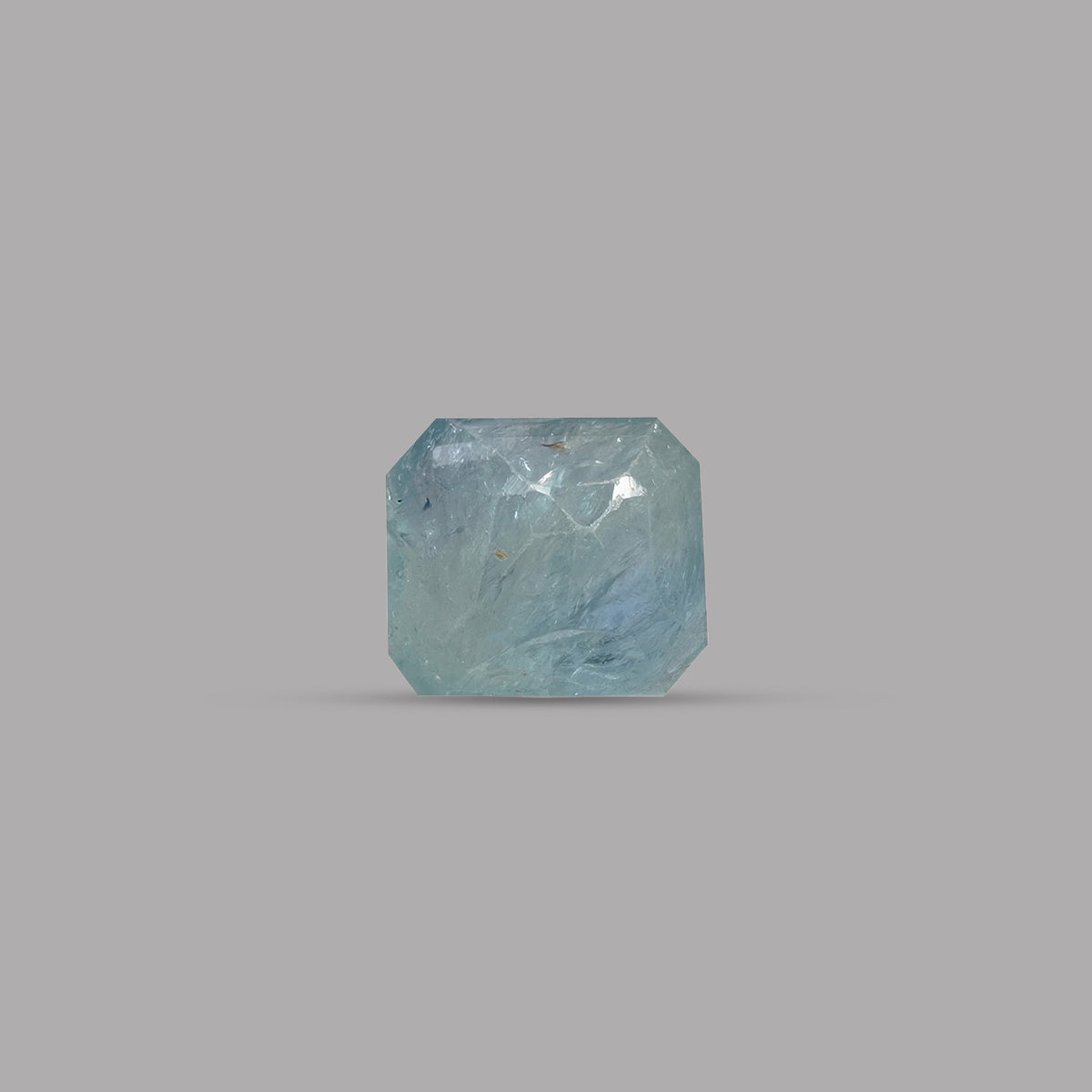 Blue Sapphire (Neelam) – 5.88 Carat / 6.5 Ratti [GM08002]