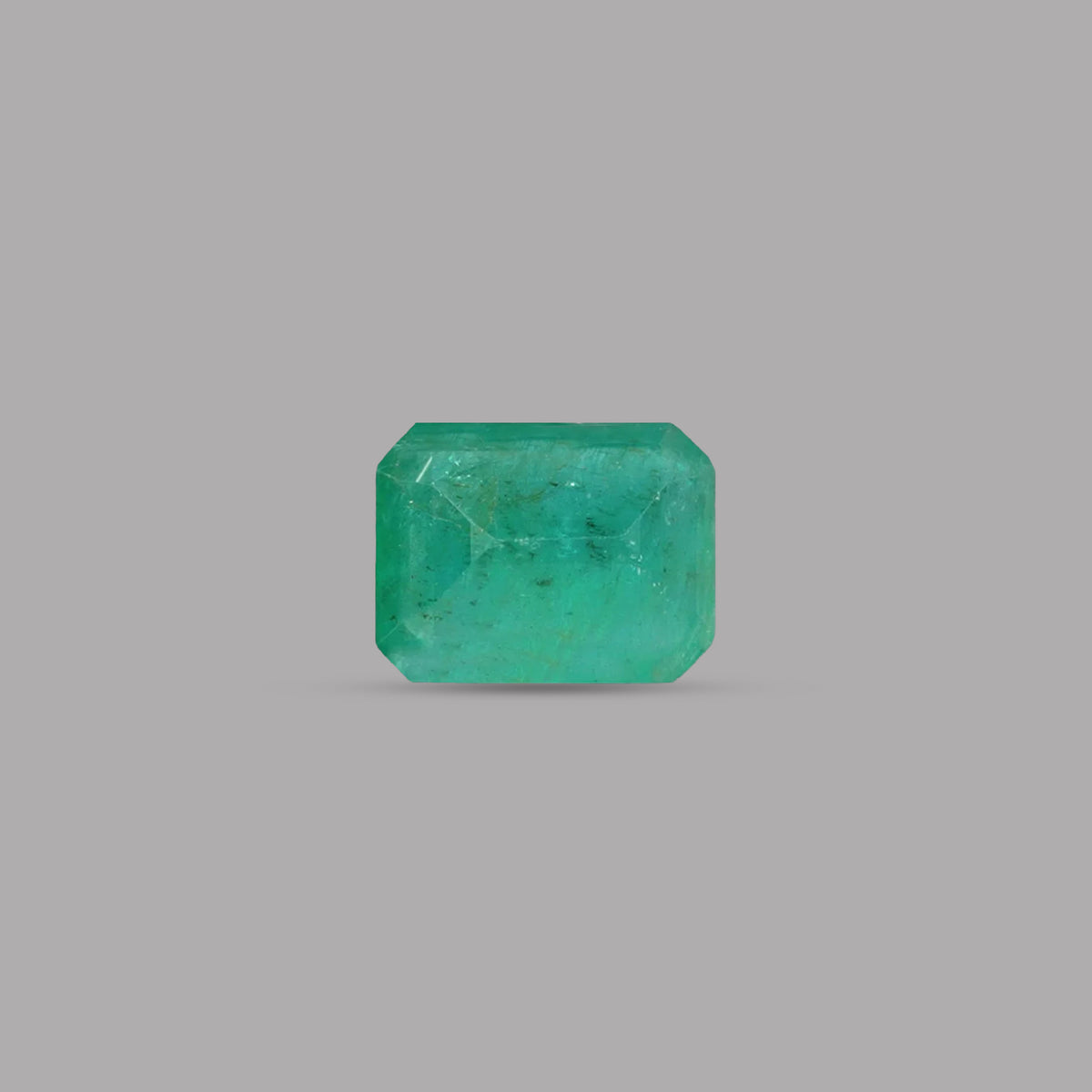 Emerald (Panna) – 3.57 Carat / 3.9 Ratti [GM09856]
