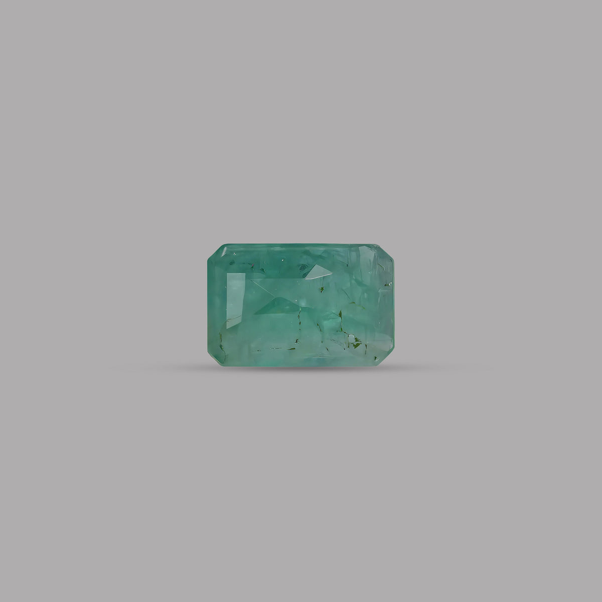 Emerald (Panna) – 6.32 Carat / 7 Ratti [GM02393]