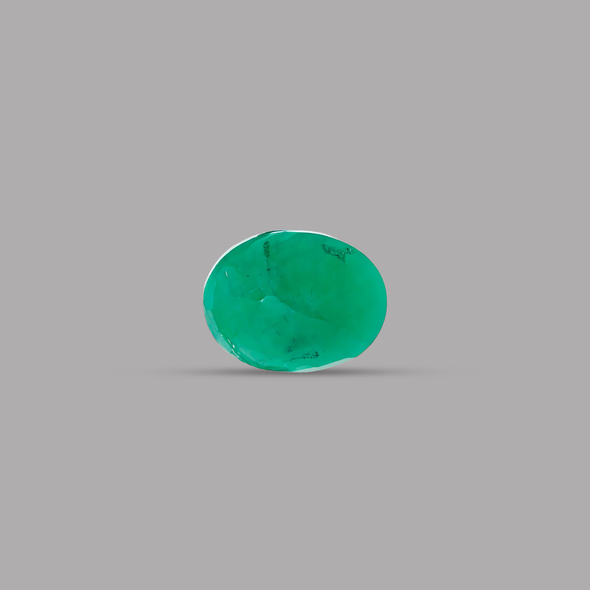Emerald (Panna) – 5.37 Carat / 5.9 Ratti [GM09718]
