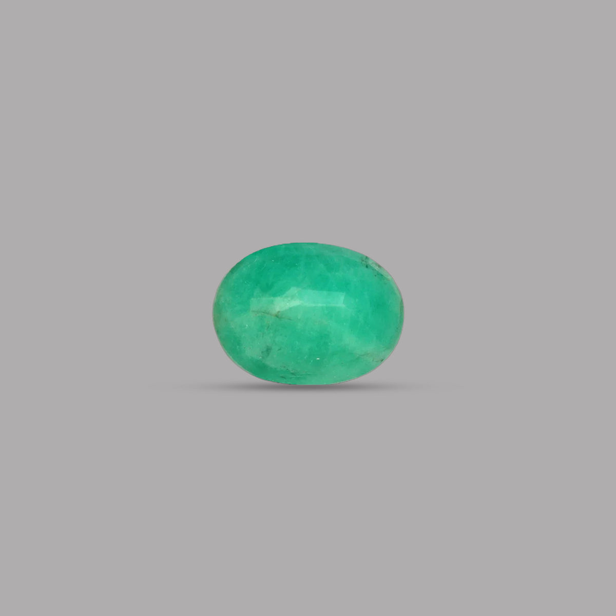 Emerald (Panna) – 4.25 Carat / 4.7 Ratti [GM09428]