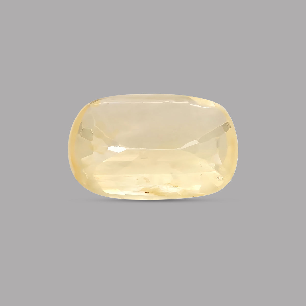 Yellow Sapphire (Pukhraj) – 4.44 Carat / 4.9 Ratti [GM02524]