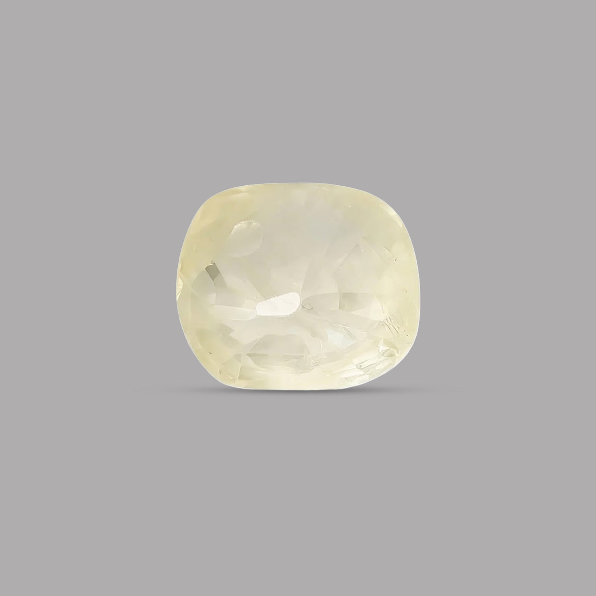 Yellow Sapphire (Pukhraj) – 3.43 Carat / 3.8 Ratti [GM02495]