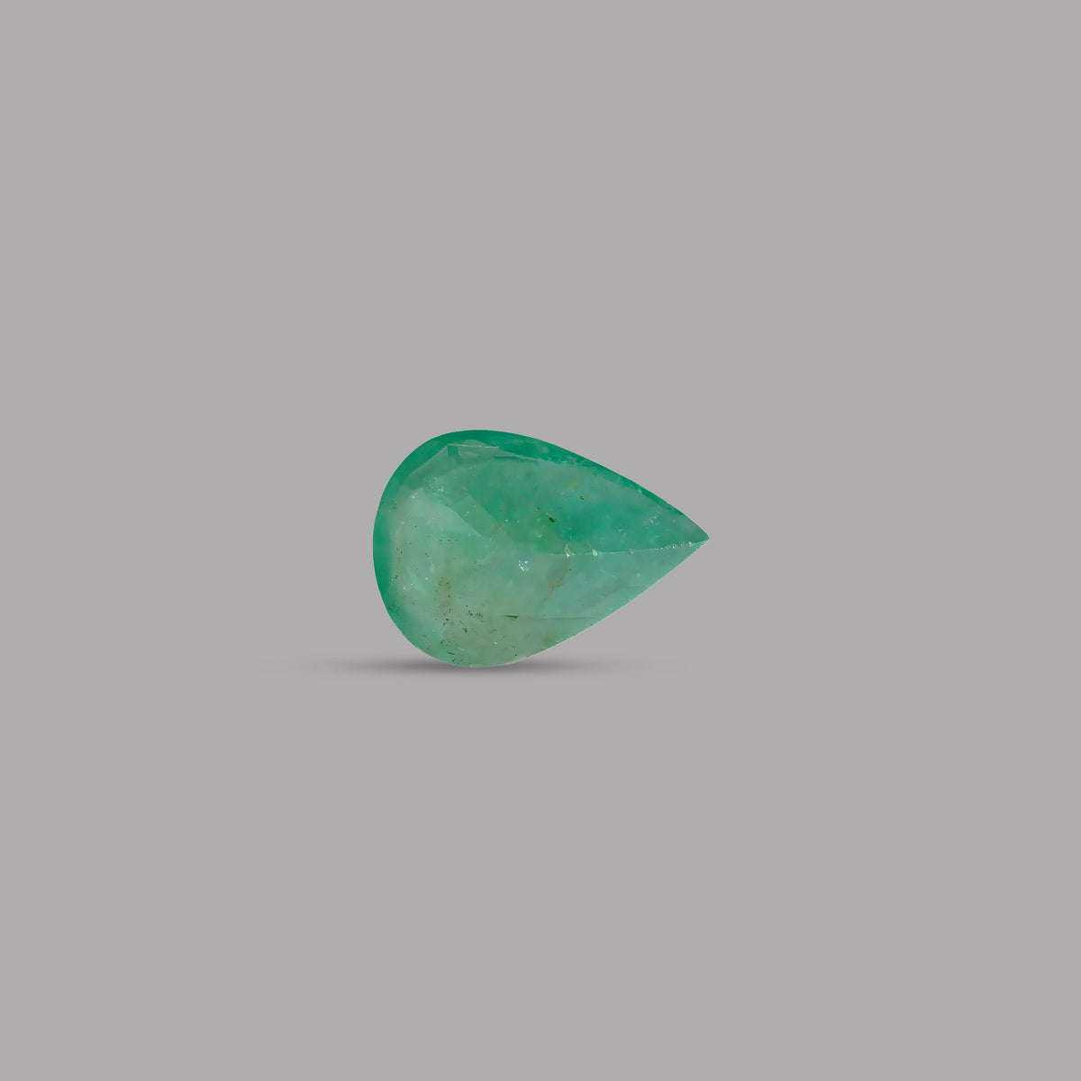 Emerald (Panna) – 4.22 Carat / 4.6 Ratti [GM02228]