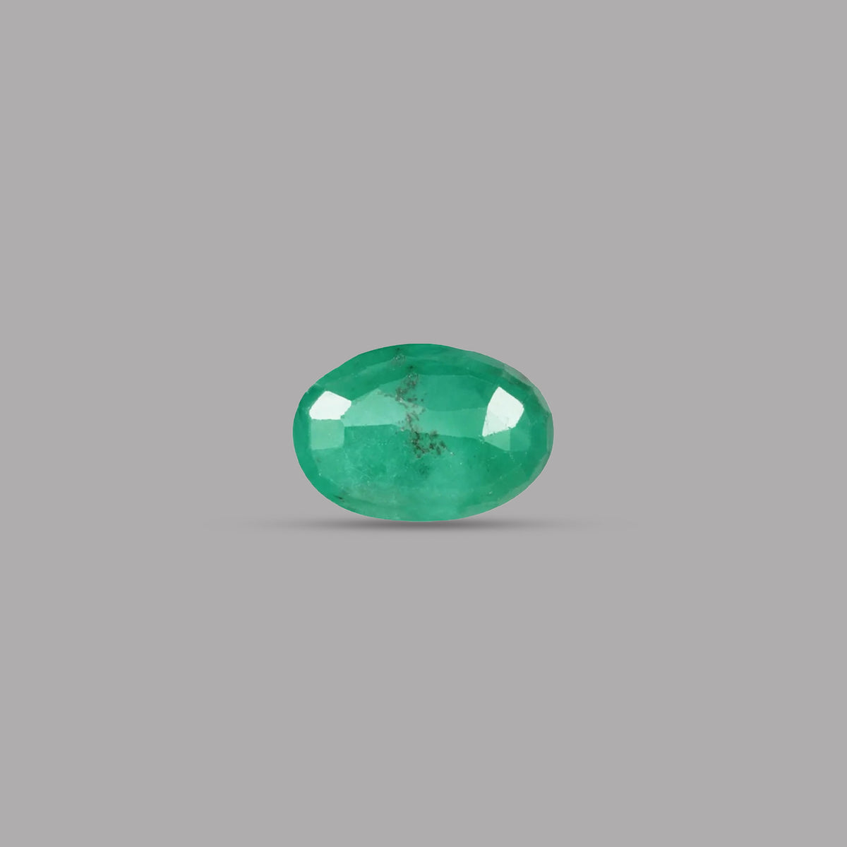 Emerald (Panna) – 2.65 Carat / 2.9 Ratti [GM09616]