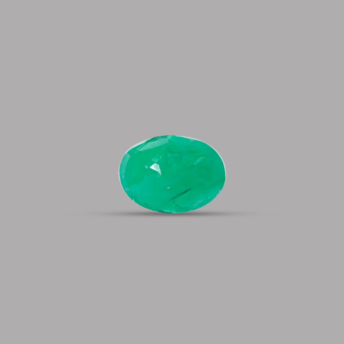 Emerald (Panna) – 8.02 Carat / 8.8 Ratti [GM09710]