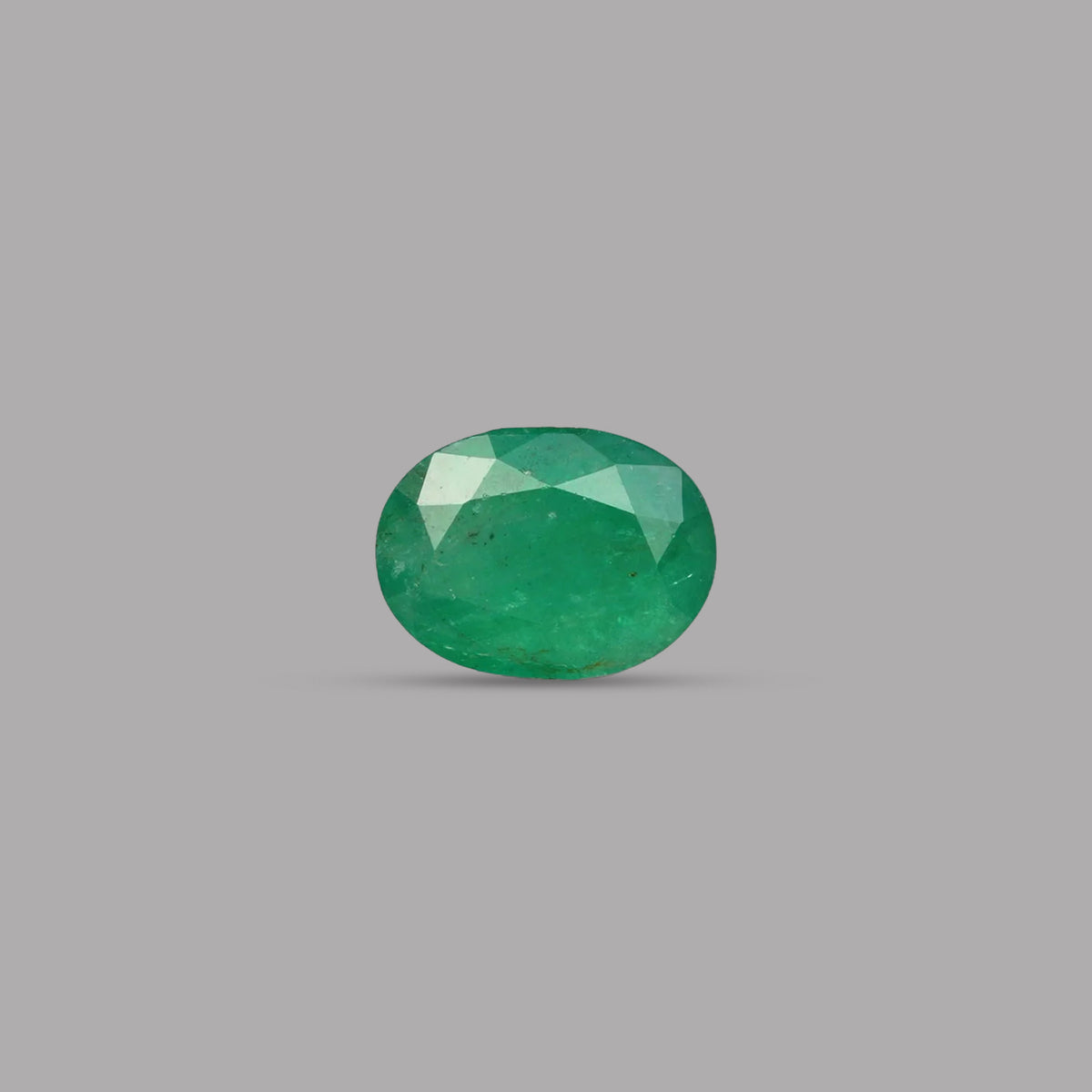 Emerald (Panna) – 5.63 Carat / 6.2 Ratti [GM09855]
