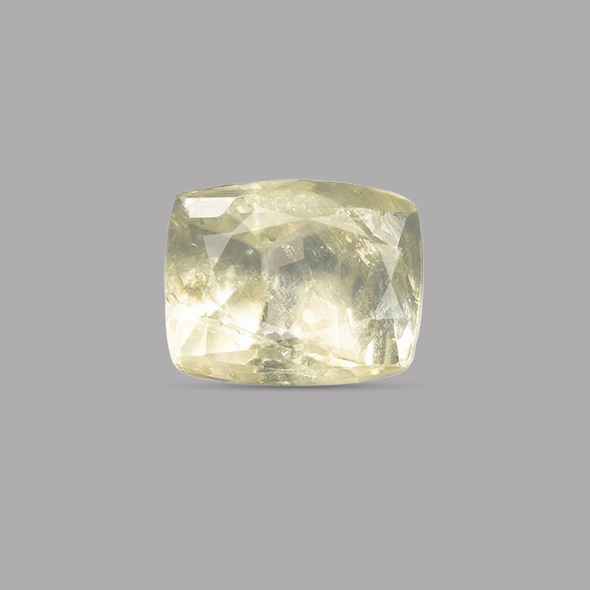 Yellow Sapphire (Pukhraj) – 4 Carat / 4.4 Ratti [GM08053]