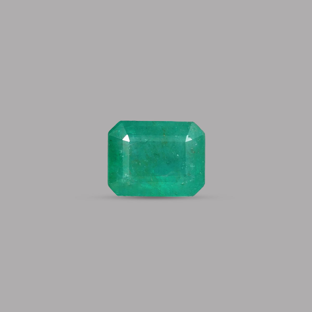 Emerald (Panna) – 3.57 Carat / 3.9 Ratti [GM09856]
