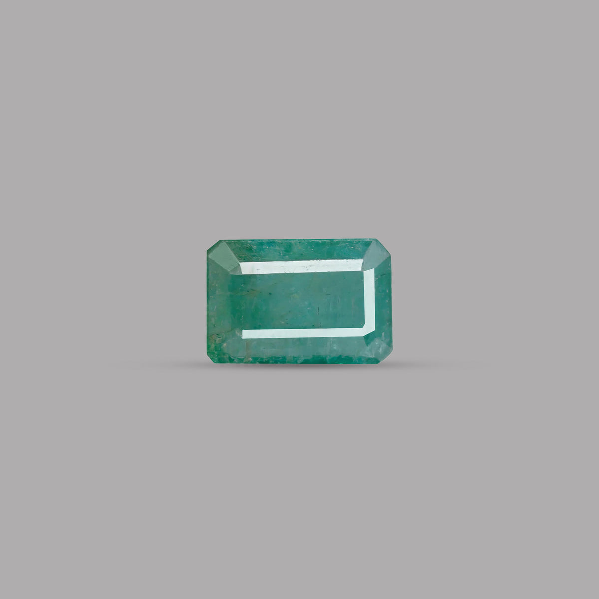 Emerald (Panna) – 5.08 Carat / 5.6 Ratti [GM02323]