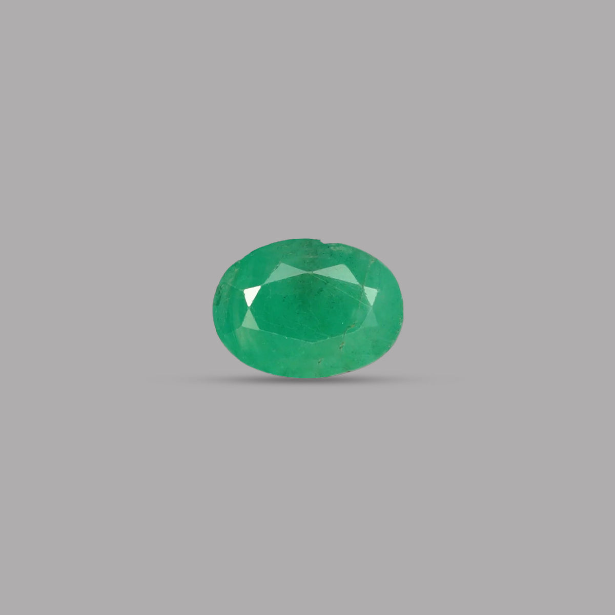 Emerald (Panna) – 4.1 Carat / 4.5 Ratti [GM09608]