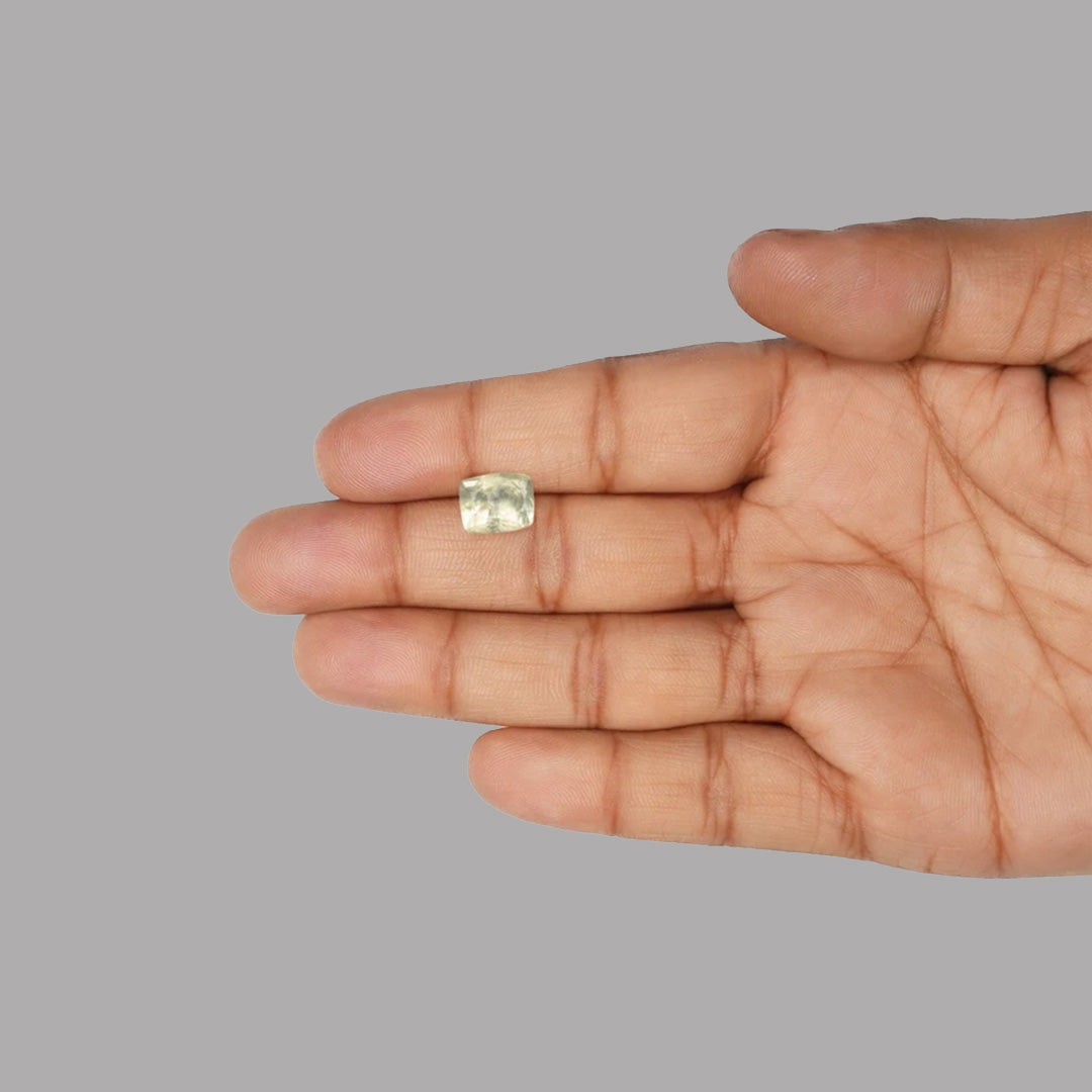 Yellow Sapphire (Pukhraj) – 4 Carat / 4.4 Ratti [GM08053]