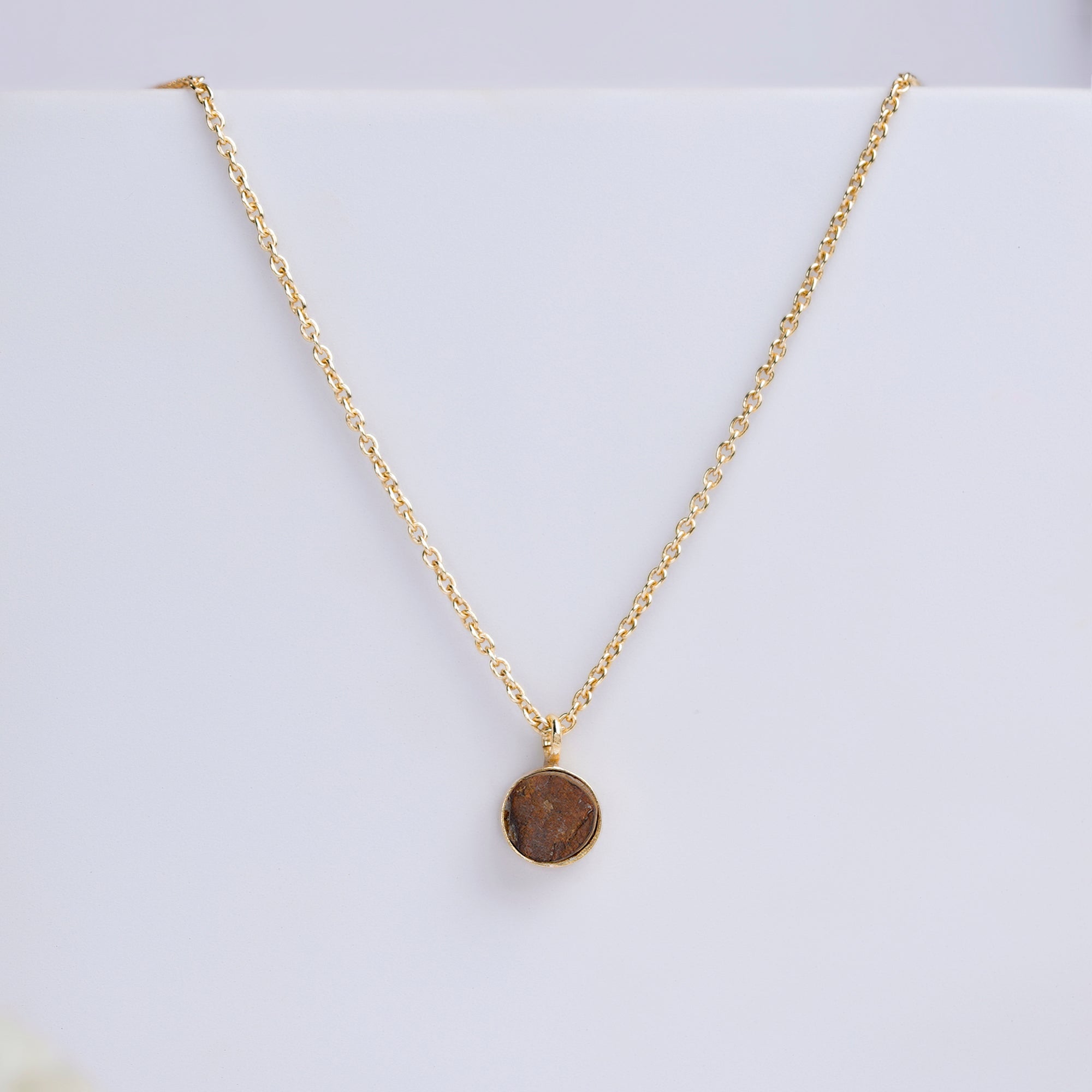 leo zodiac pendant necklace tiger eye birthstone charm