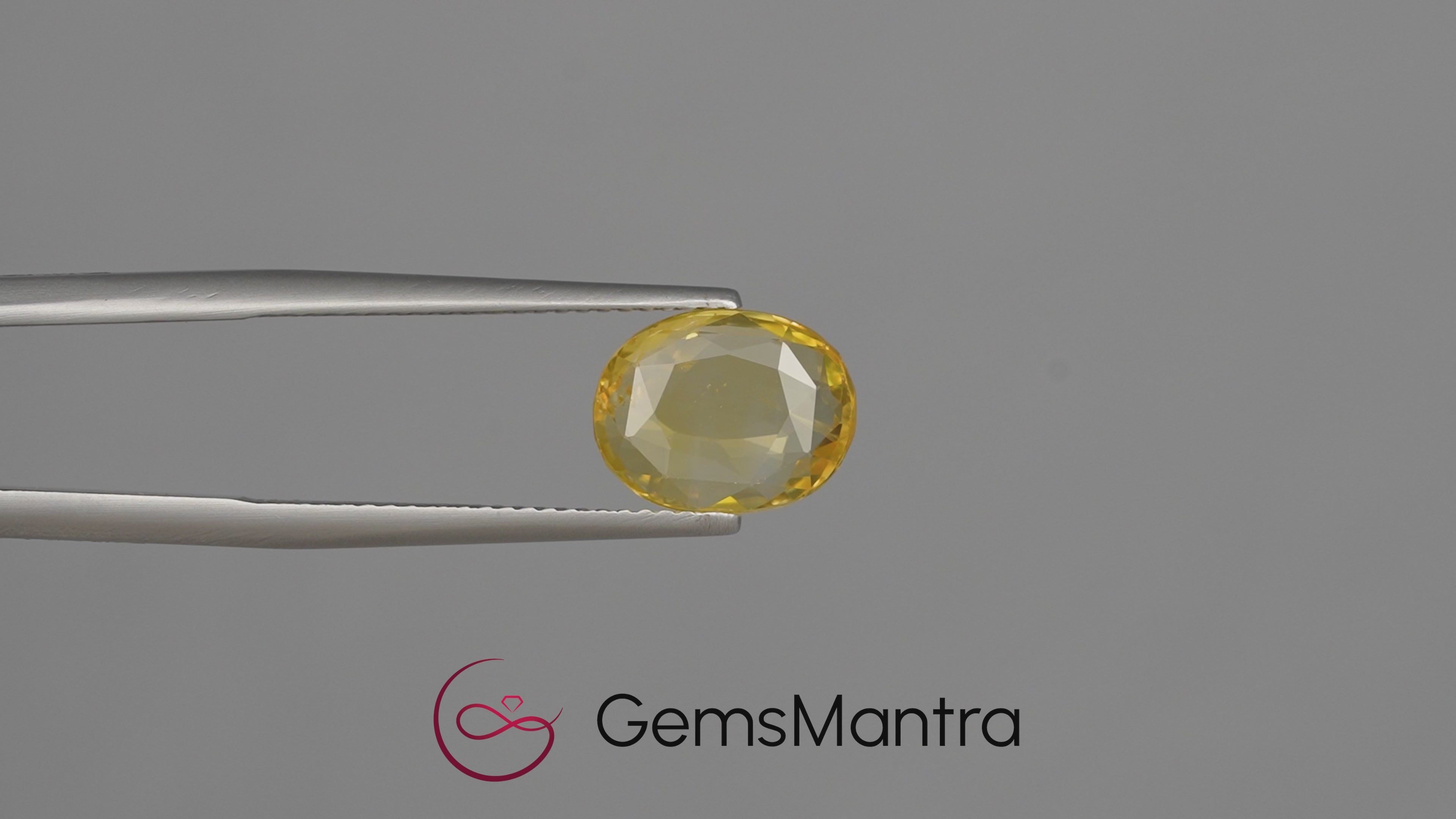 Yellow Sapphire - 4.87 Carats