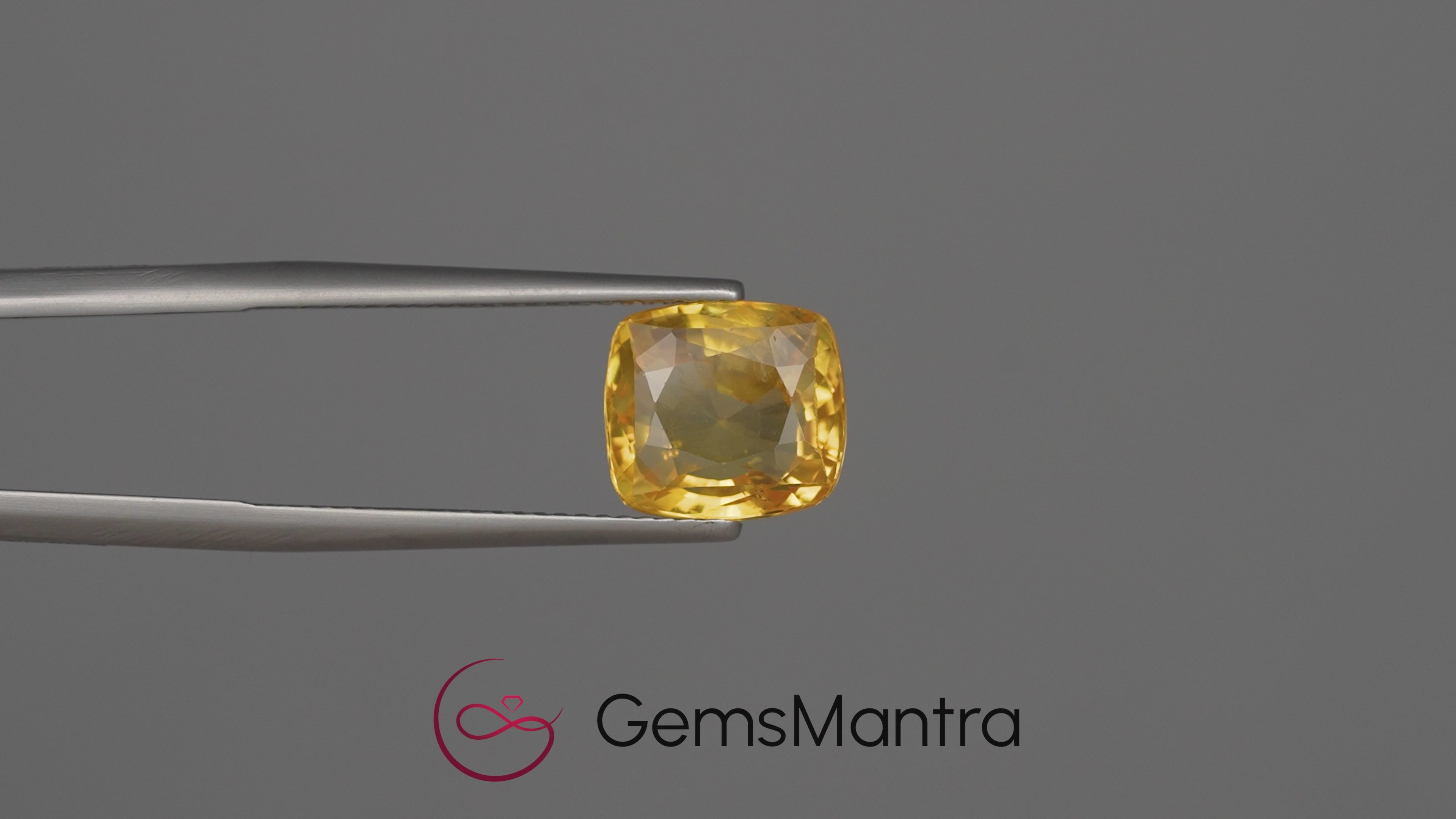 Yellow Sapphire - 5.37 Carats