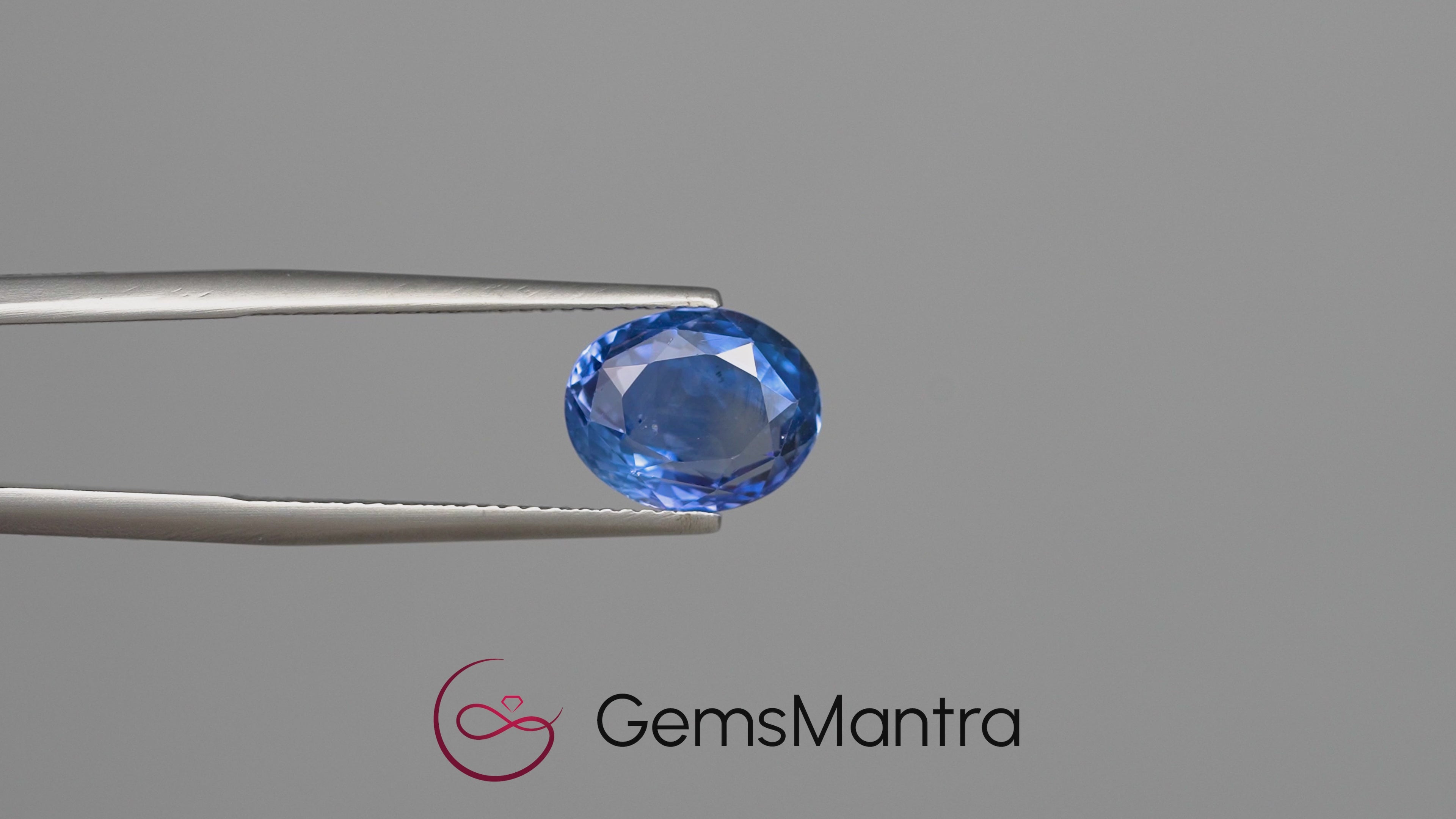 Blue Sapphire - 4.18 Carats
