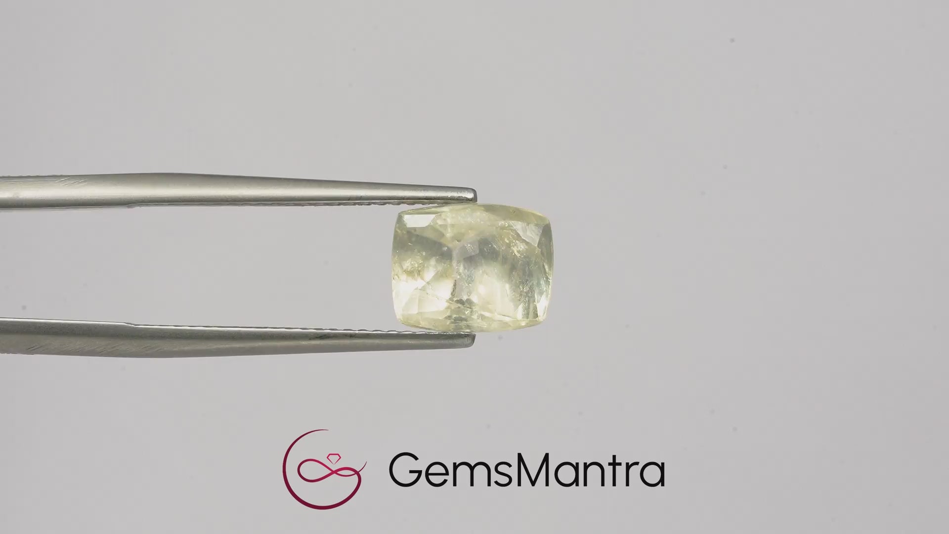 Yellow Sapphire (Pukhraj) – 4 Carat / 4.4 Ratti [GM08053]