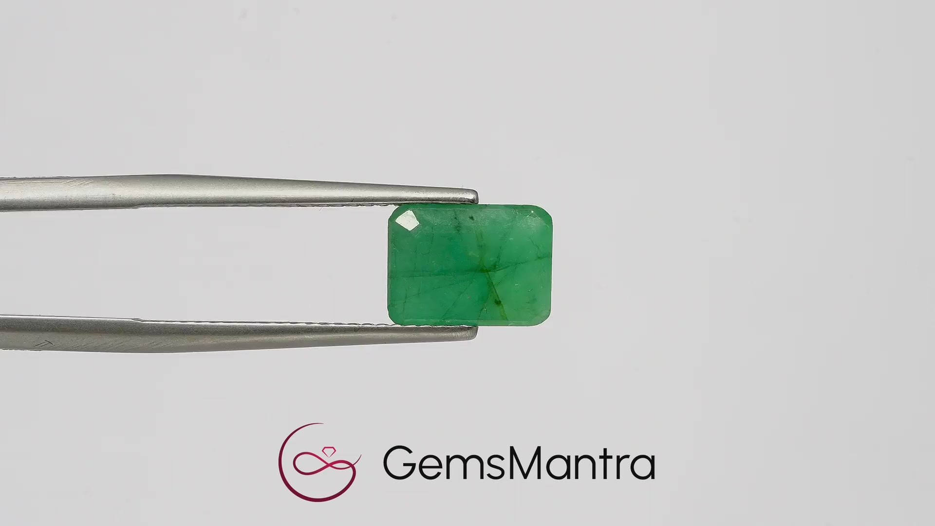 Brazilian Emerald (Panna) – 2.36 Carat / 2.6 Ratti [GM03556]