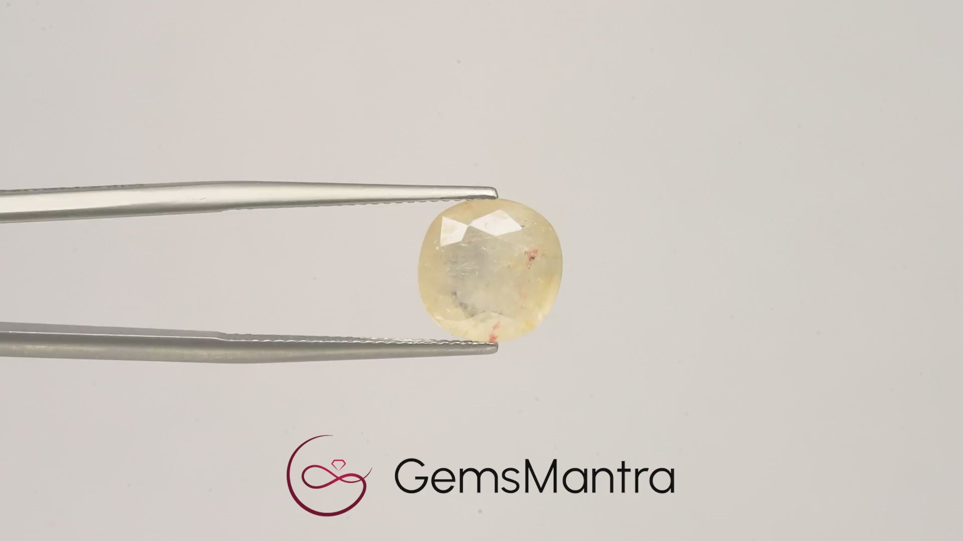 Yellow Sapphire (Pukhraj) – 5.49 Carat / 6 Ratti [GM03282]