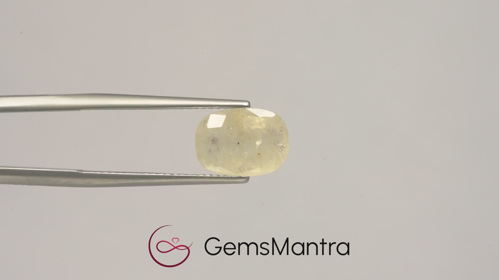 Yellow Sapphire (Pukhraj) – 4.22 Carat / 4.6 Ratti [GM03308]