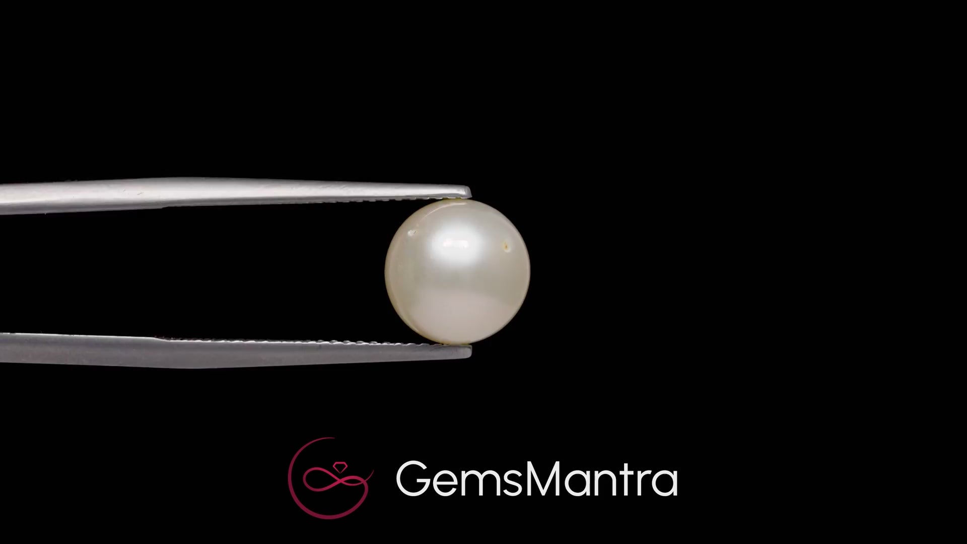 Pearl (Moti) – 4.9 Carat / 5.4 Ratti [GM09692]
