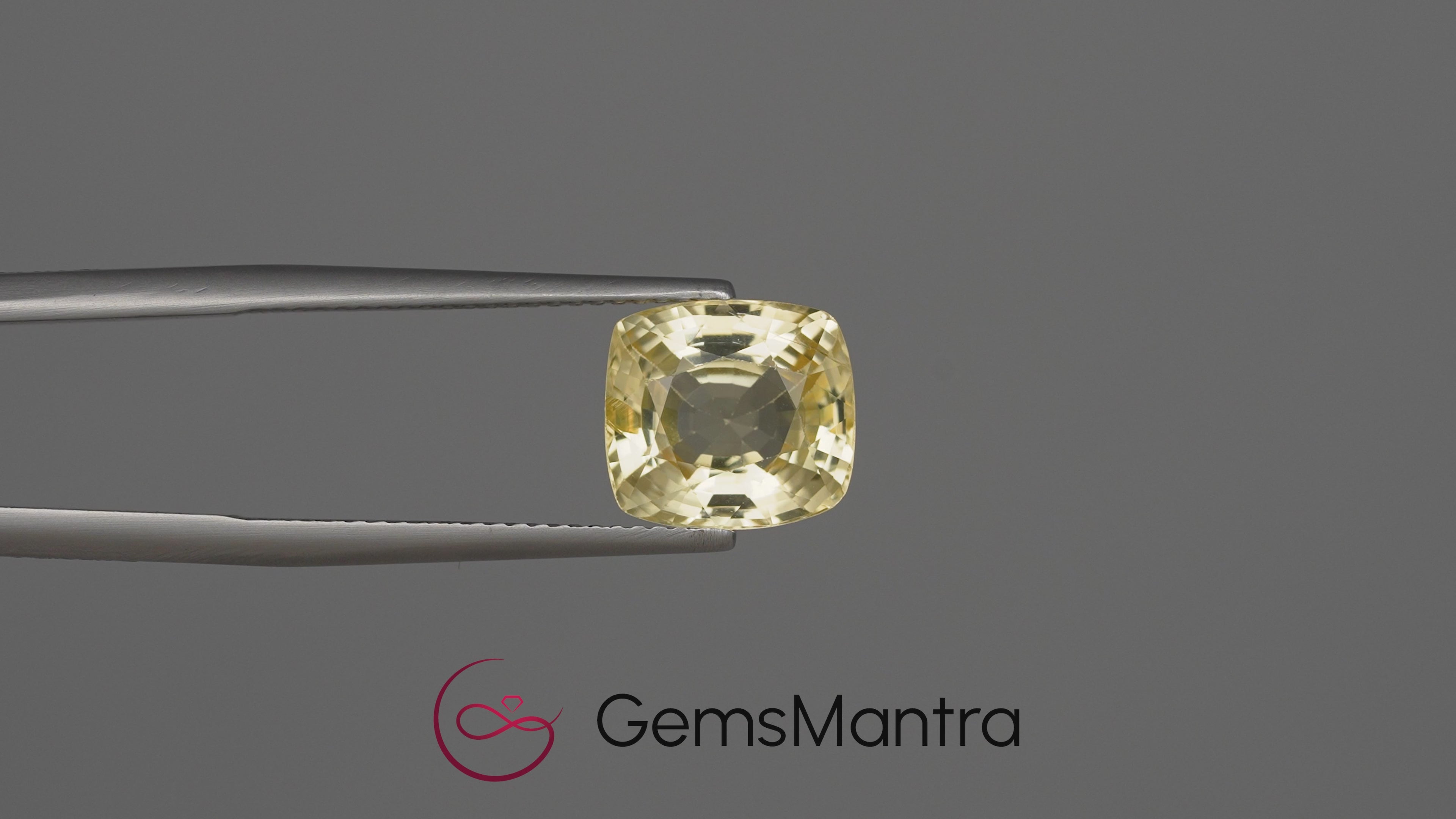 Yellow Sapphire - 5.19 Carats