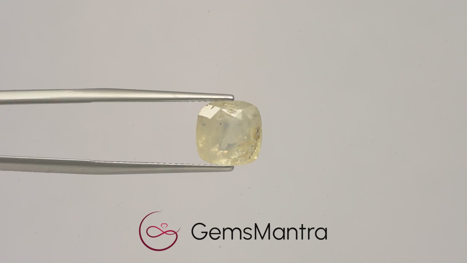 Yellow Sapphire (Pukhraj) – 4.91 Carat / 5.4 Ratti [GM03283]
