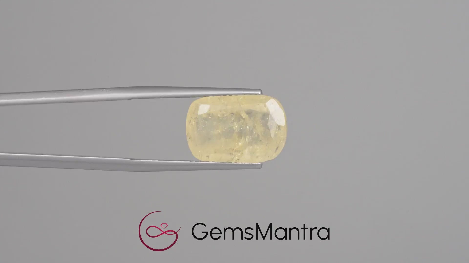 Yellow Sapphire (Pukhraj) – 10.51 Carat / 11.6 Ratti [GM02276]