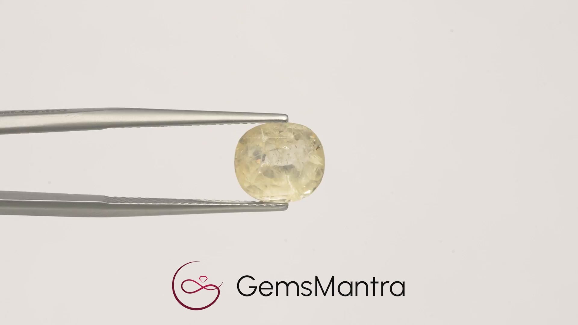 Yellow Sapphire (Pukhraj) – 5.07 Carat / 5.6 Ratti [GM08061]