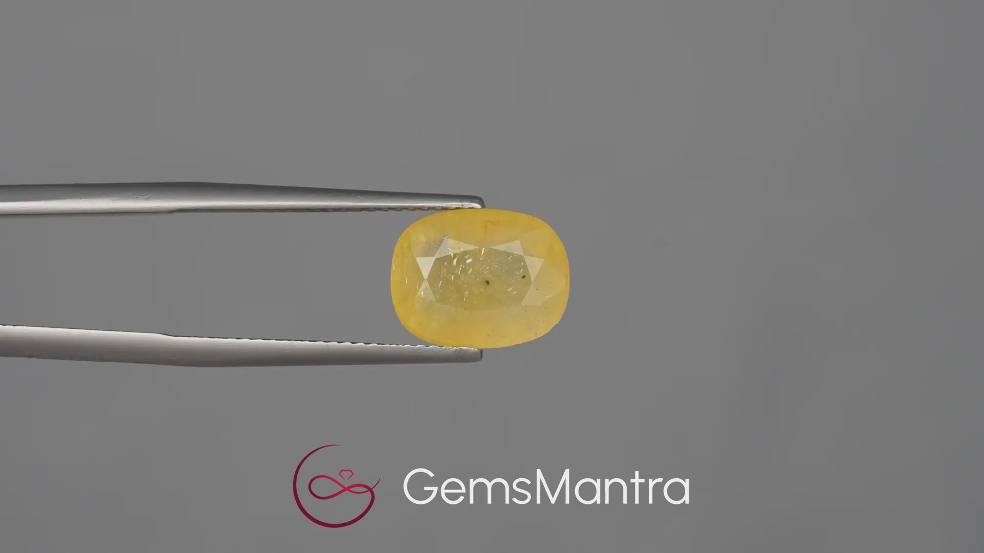 Yellow Sapphire (Pukhraj) – 5.12 Carat / 5.6 Ratti [GM10013]