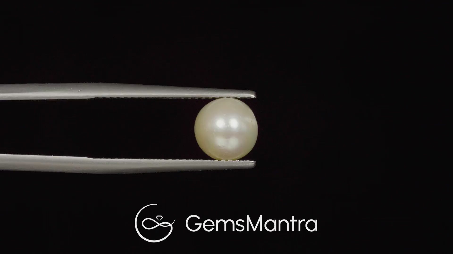 South Sea Pearl (Moti) – 3.24 Carat / 3.6 Ratti [GM02989]