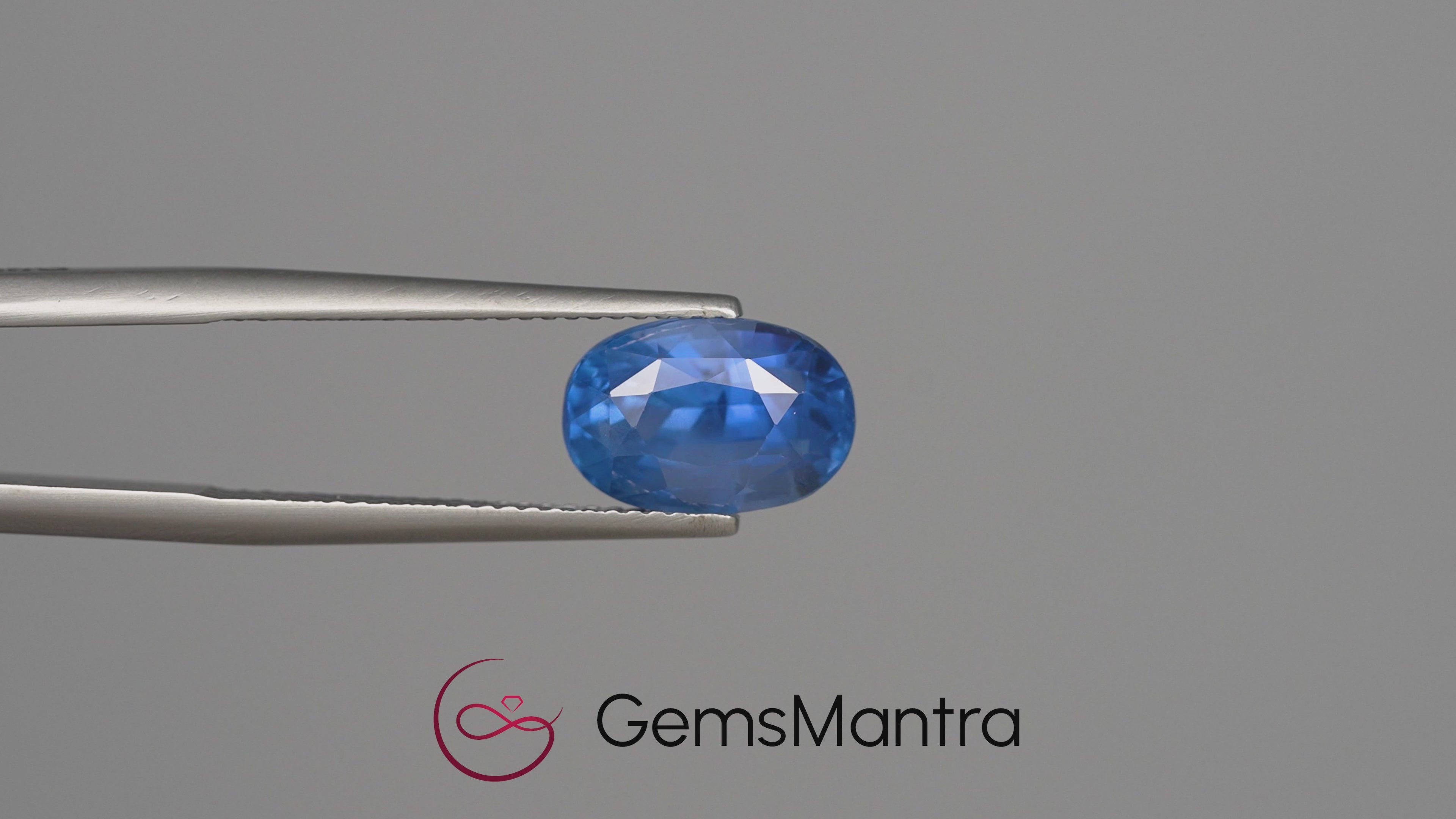 Blue Sapphire - 5.07 Carats
