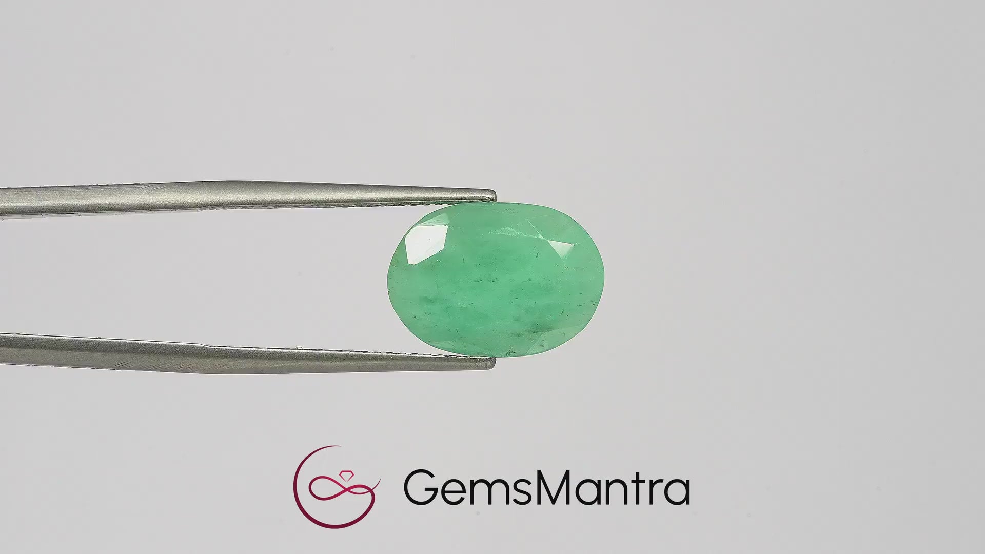 Brazilian Emerald (Panna) – 5.68 Carat / 6.2 Ratti [GM03450]