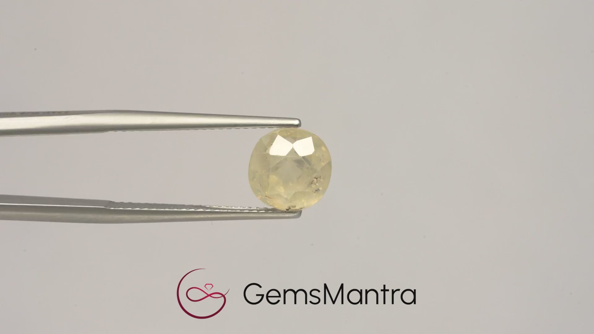 Yellow Sapphire (Pukhraj) – 4.73 Carat / 5.2 Ratti [GM03310]
