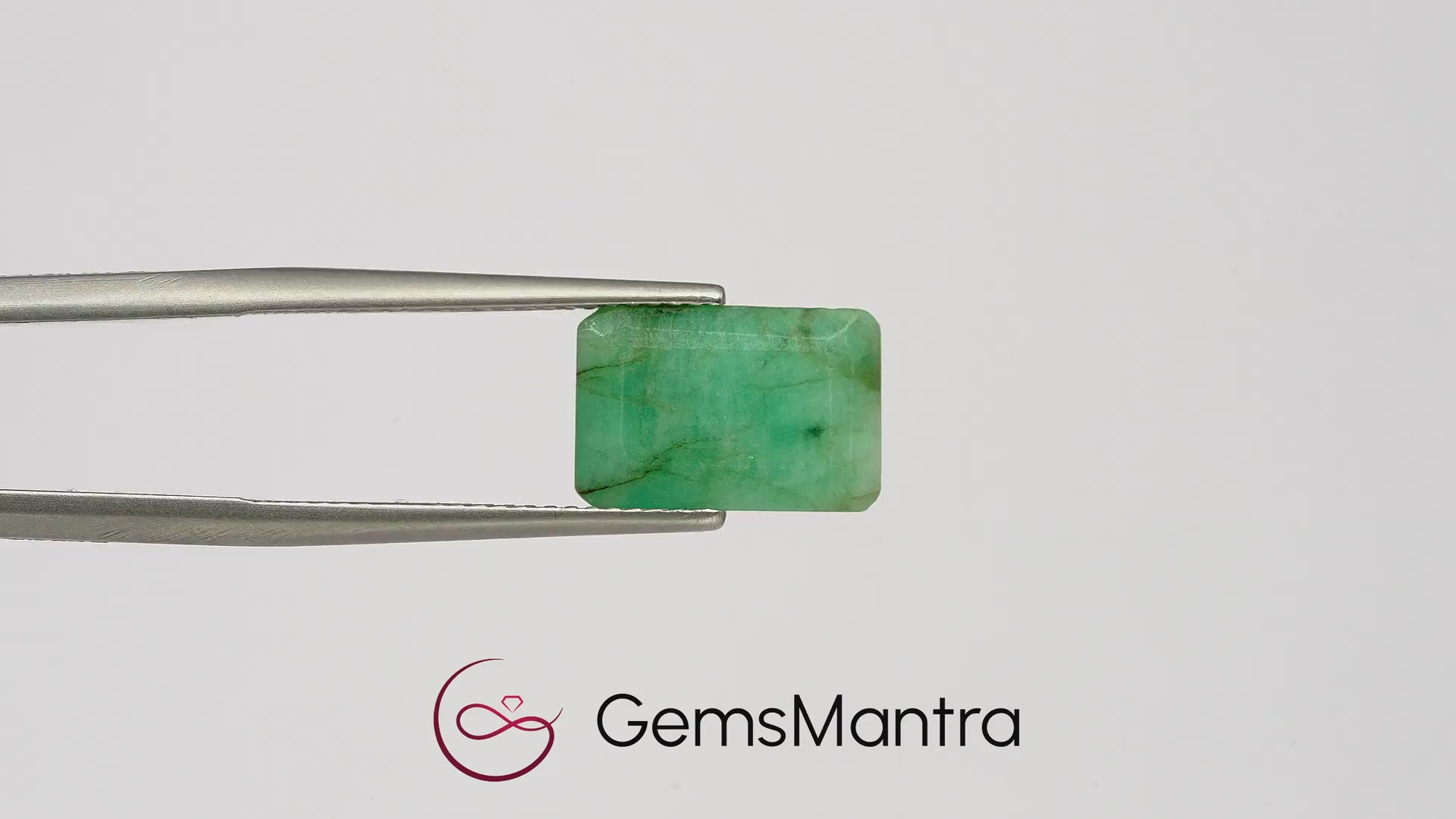 Brazilian Emerald (Panna) – 5.6 Carat / 6.2 Ratti [GM03436]