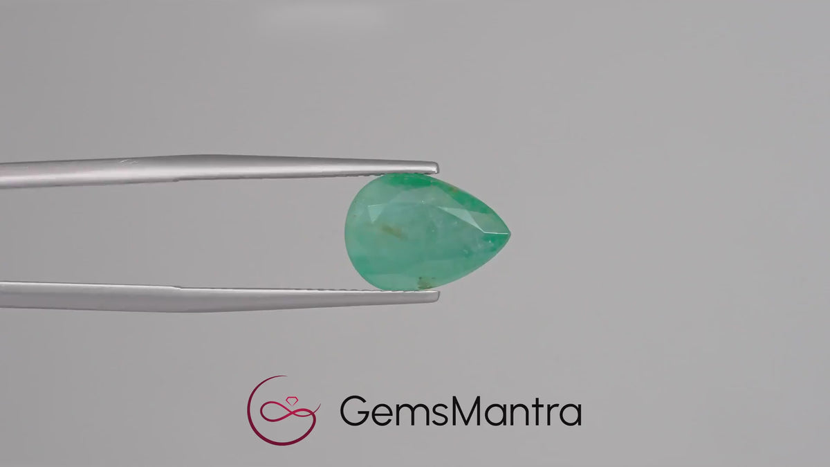 Emerald - 4.56 Carats