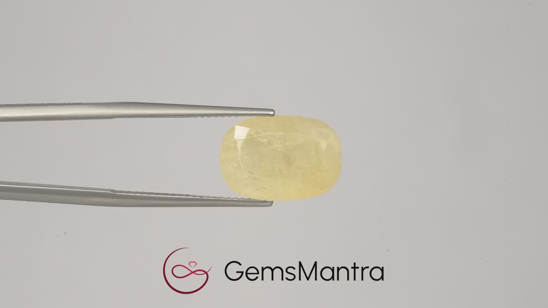 Yellow Sapphire (Pukhraj) – 13.82 Carat / 15.2 Ratti [GM03715]